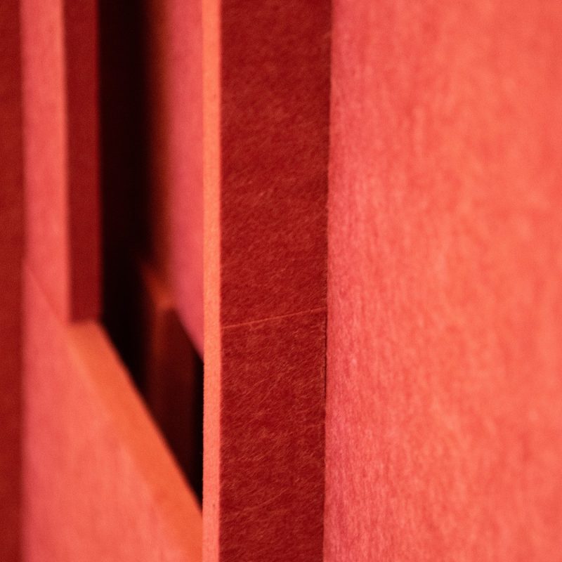 Die Struktur des Pro.Felt-Filzes und die Kanten des Moduls